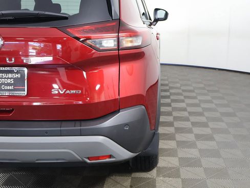 Used 2023 Nissan Rogue SV AWD/4WD image 14