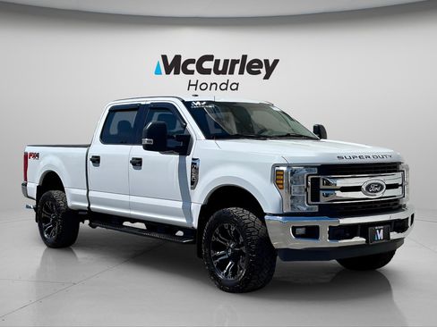 Used 2018 Ford F250 XLT w/ FX4 Off-Road Package AWD/4WD image 1