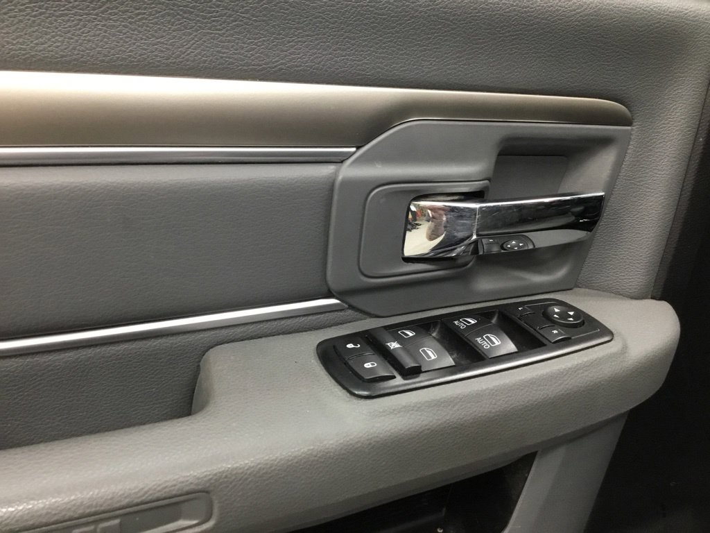 Used 2015 RAM 2500 SLT AWD/4WD image 8