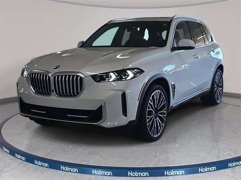 New 2026 BMW X5 sDrive40i w/ Premium Package RWD image 1