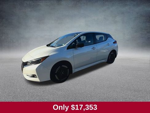 Used 2024 Nissan Leaf SV Plus image 4