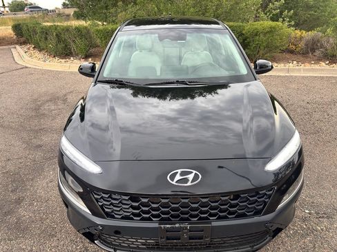 Used 2023 Hyundai Kona SE AWD/4WD image 2