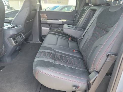New 2026 Ford F250 Lariat w/ Black Appearance Package AWD/4WD image 28