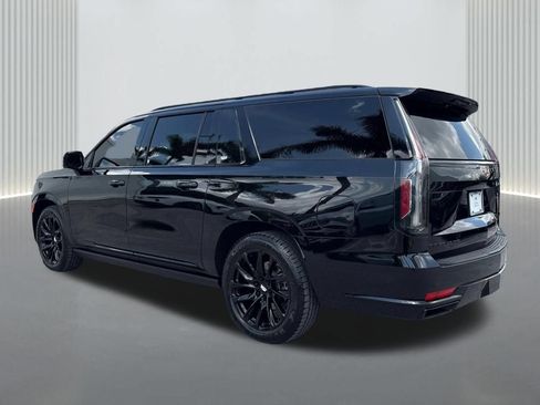 Used 2023 Cadillac Escalade ESV Sport Platinum w/ LPO, ONYX Package RWD image 8