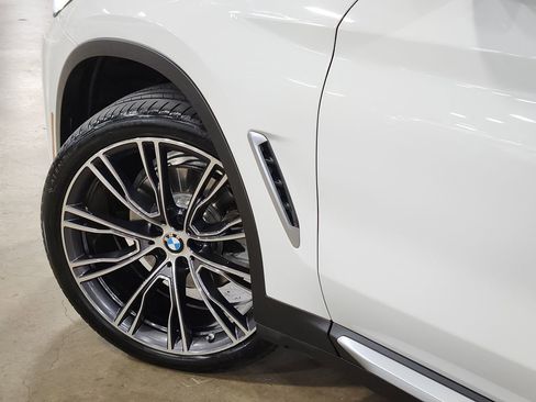 Used 2022 BMW X3 sDrive30i w/ Premium Package 2 image 23