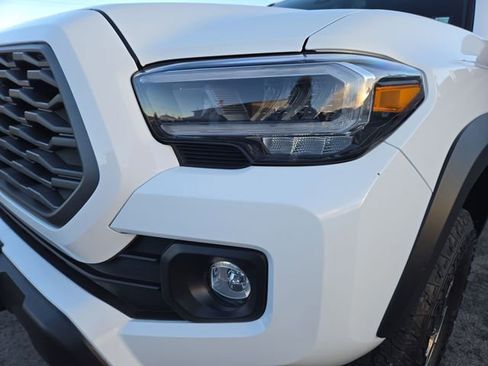 Used 2023 Toyota Tacoma TRD Off-Road image 4