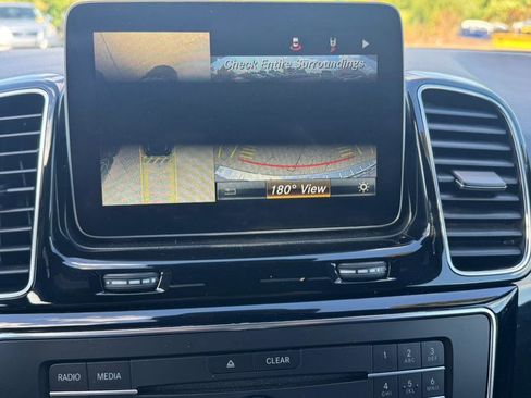 Used 2018 Mercedes-Benz GLE 350 4MATIC image 29