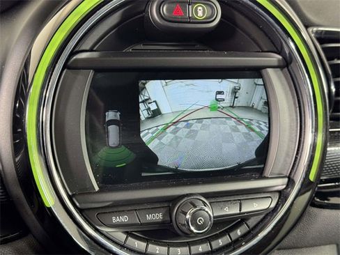 Used 2019 MINI Cooper Clubman S w/ Premium Package image 26