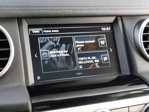 Used 2016 Land Rover LR4 HSE Silver Edition AWD/4WD image 18