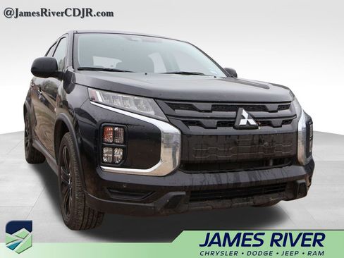 Used 2025 Mitsubishi Outlander Sport AWD image 9