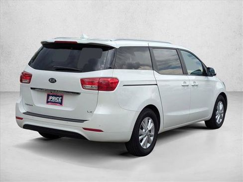 Used 2016 Kia Sedona LX w/ LX Essentials Premium Package FWD image 5