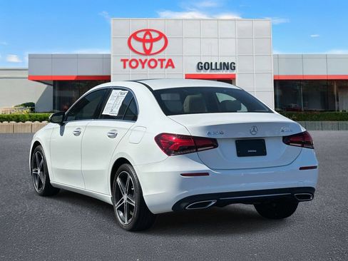 Used 2022 Mercedes-Benz A 220 4MATIC image 4