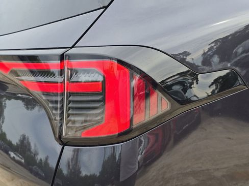 New 2026 Kia Sportage SX image 11