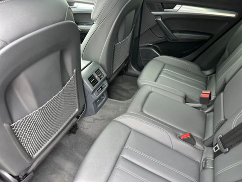 Used 2025 Audi Q5 Prestige w/ Prestige Package AWD/4WD image 4