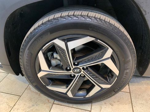 Used 2022 Hyundai Tucson Limited w/ Cargo Package AWD/4WD image 15