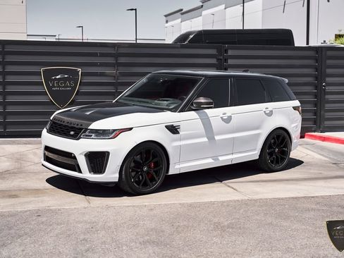 Used 2022 Land Rover Range Rover Sport SVR AWD/4WD image 5
