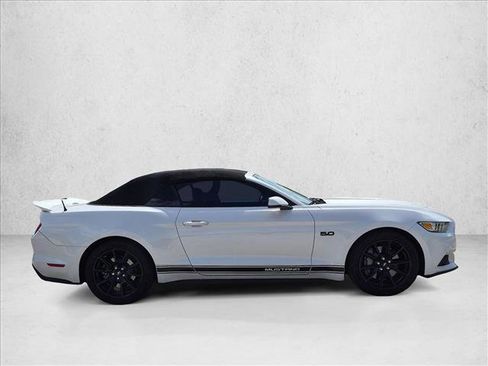 Used 2017 Ford Mustang GT Premium w/ Equipment Group 401A RWD image 4