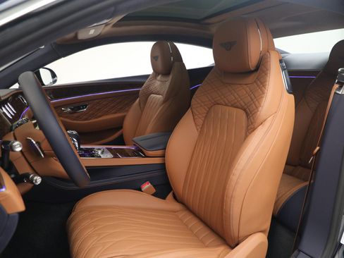 New 2026 Bentley Continental GT AWD/4WD image 21