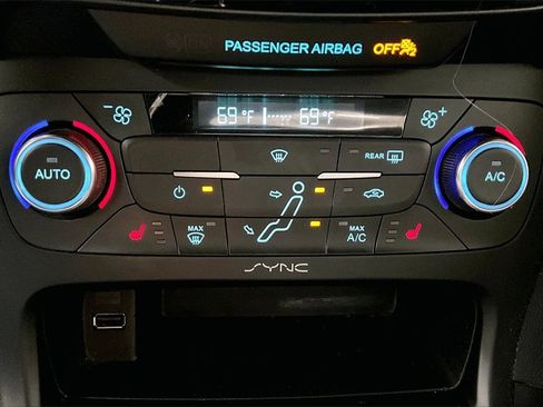 Used 2017 Ford Focus RS image 14