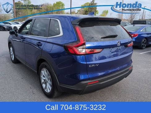 Used 2025 Honda CR-V EX image 5