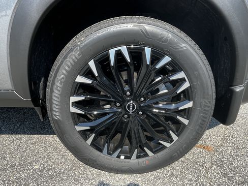 New 2026 Nissan Rogue Dark Armor AWD/4WD image 11