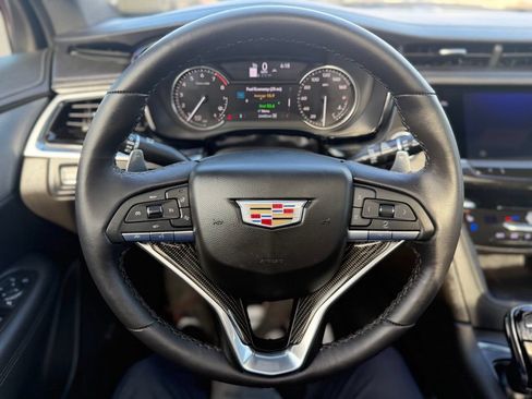 Used 2023 Cadillac XT6 Sport AWD/4WD image 18
