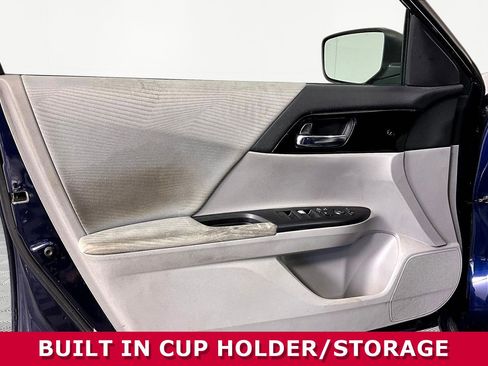 Used 2016 Honda Accord LX image 18