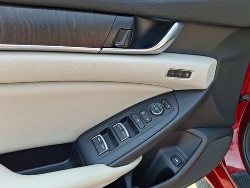 Used 2022 Honda Accord EX-L image 13