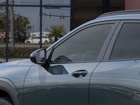 New 2026 Chevrolet Trax LT w/ Driver Confidence Package image 36