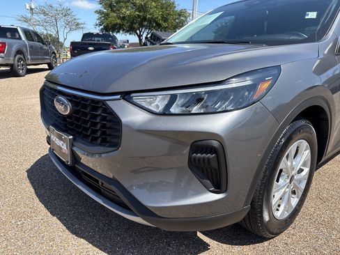 Certified 2024 Ford Escape Active FWD image 7