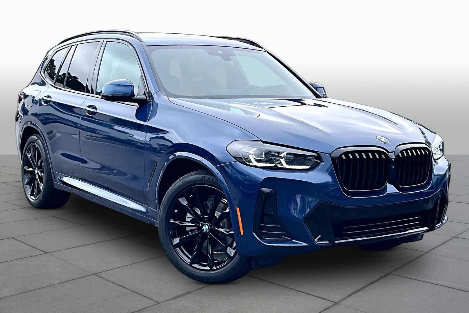 Used 2024 BMW X3 sDrive30i w/ Premium Package RWD image 3