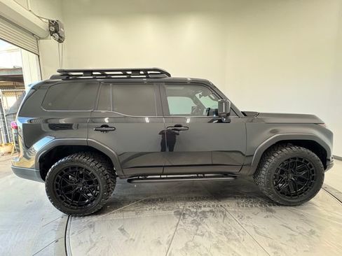 Used 2024 Lexus GX 550 image 15