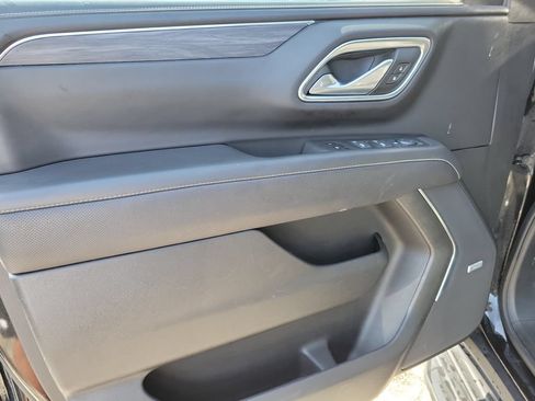 Used 2024 GMC Yukon SLT AWD/4WD image 23