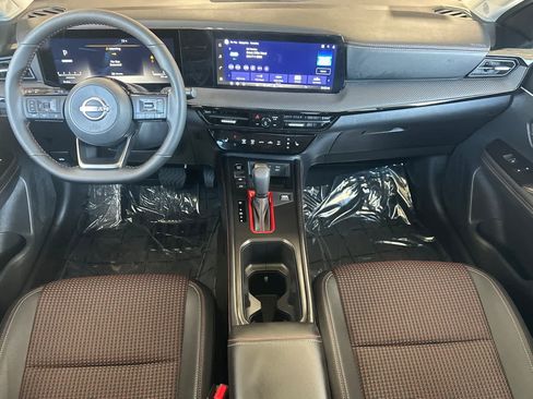 New 2026 Nissan Kicks SR AWD/4WD image 3