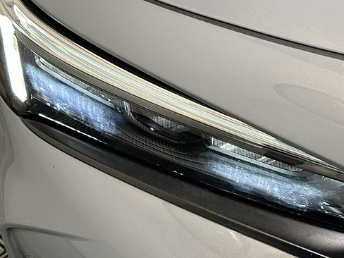Used 2025 Honda Civic Sport image 9