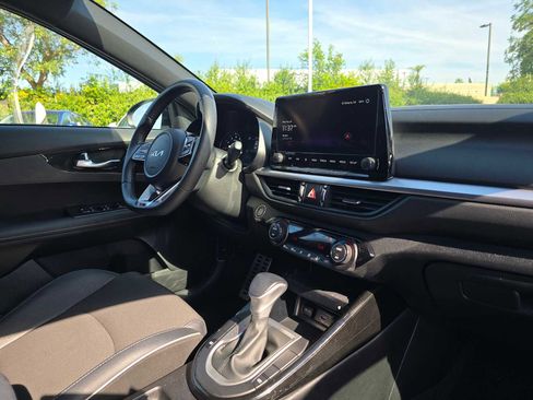 Used 2024 Kia Forte GT-Line w/ GT-Line Premium Package image 10