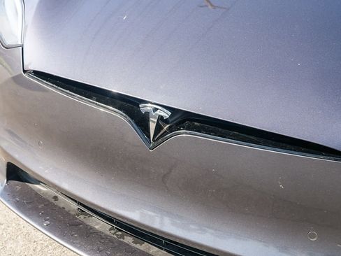 Used 2022 Tesla Model S AWD/4WD image 9