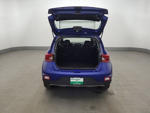 Used 2024 Hyundai Venue SEL FWD image 29