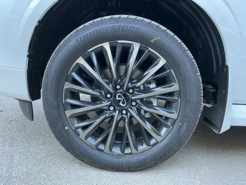 Used 2026 INFINITI QX80 Autograph AWD/4WD image 6