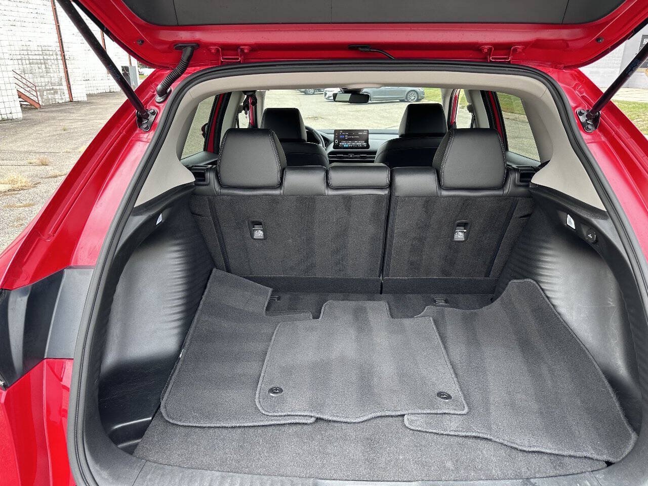 Used 2024 Honda HR-V EX-L image 5