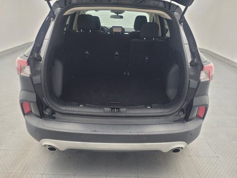 Used 2020 Ford Escape SE FWD image 29