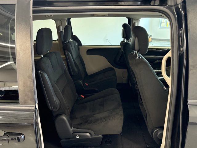 Used 2016 Dodge Grand Caravan SE w/ Quick Order Package 29E SE FWD image 23