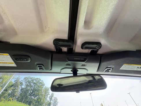 Used 2018 Jeep Wrangler Sport AWD/4WD image 23