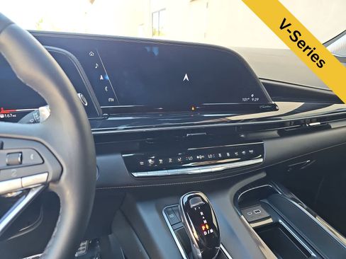 Used 2024 Cadillac Escalade V w/ LPO, ONYX Package AWD/4WD image 20