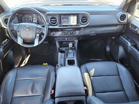 Used 2023 Toyota Tacoma TRD Sport image 13
