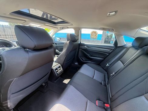Used 2019 Honda Accord EX image 16