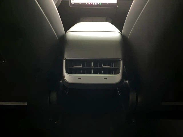 Used 2023 Tesla Model 3 Standard Range RWD image 66