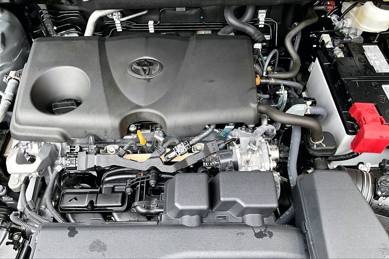 Certified 2025 Toyota RAV4 Limited FWD image 33