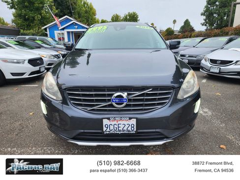 Used 2015 Volvo XC60 T5 Premier image 2