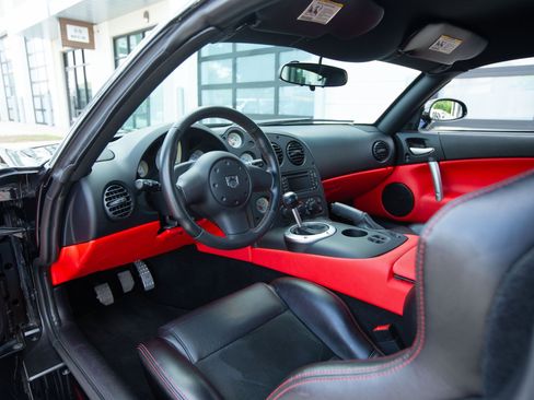 Used 2008 Dodge Viper SRT-10 RWD image 25
